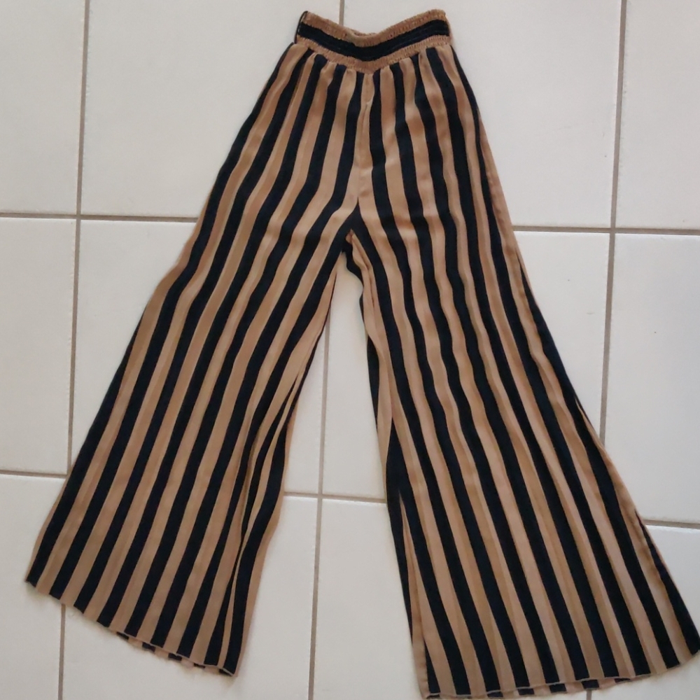 Striped flowy pants